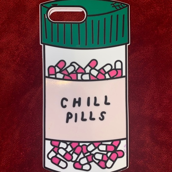 BUNDLE🤍 (2 IPHONE 7 OR 8 PLUS CASES)!!! - Picture 2 of 4